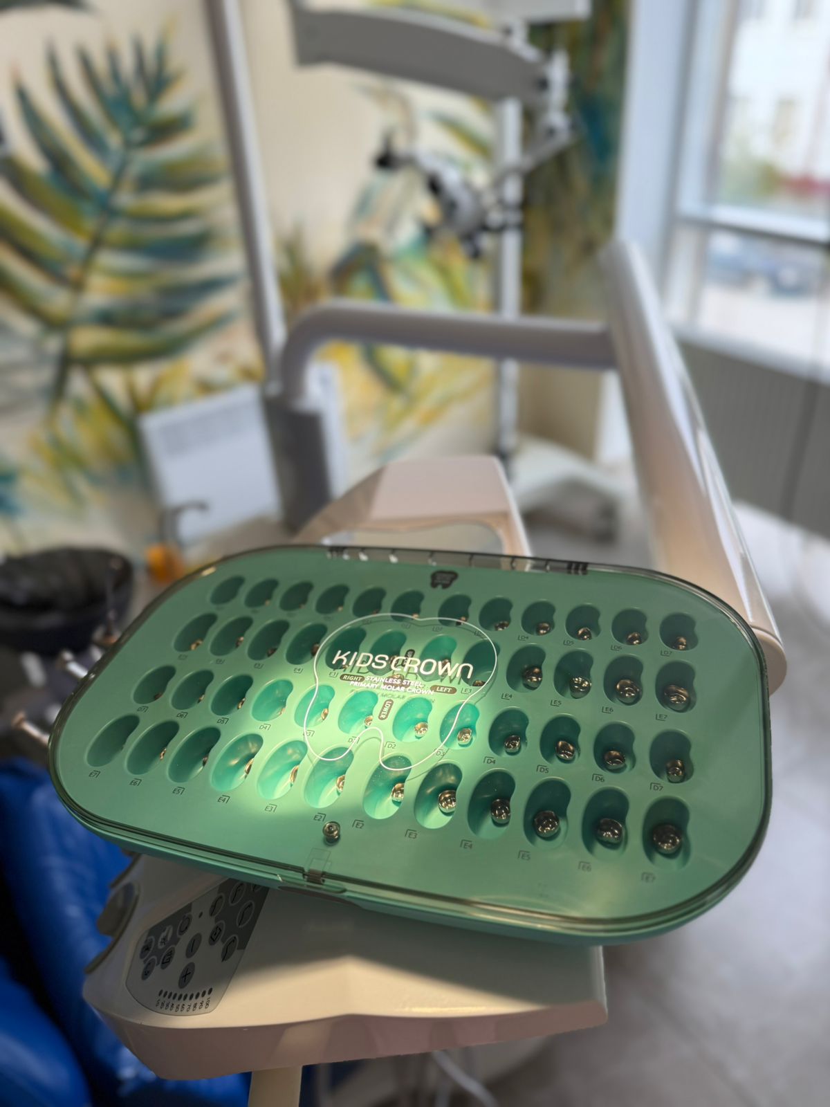 Коронки на молочные зубы 1